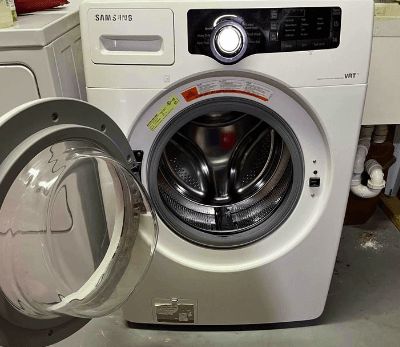Samsung 4.5 Cu ft Washing Machine With VRT